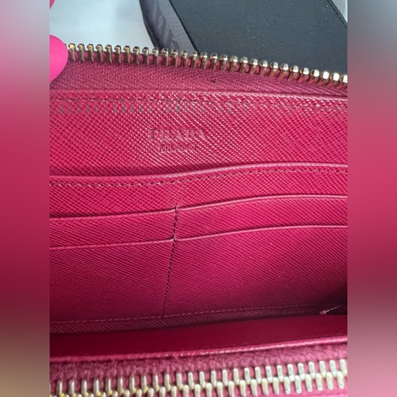 PRADA wallet - Picture 10 of 13